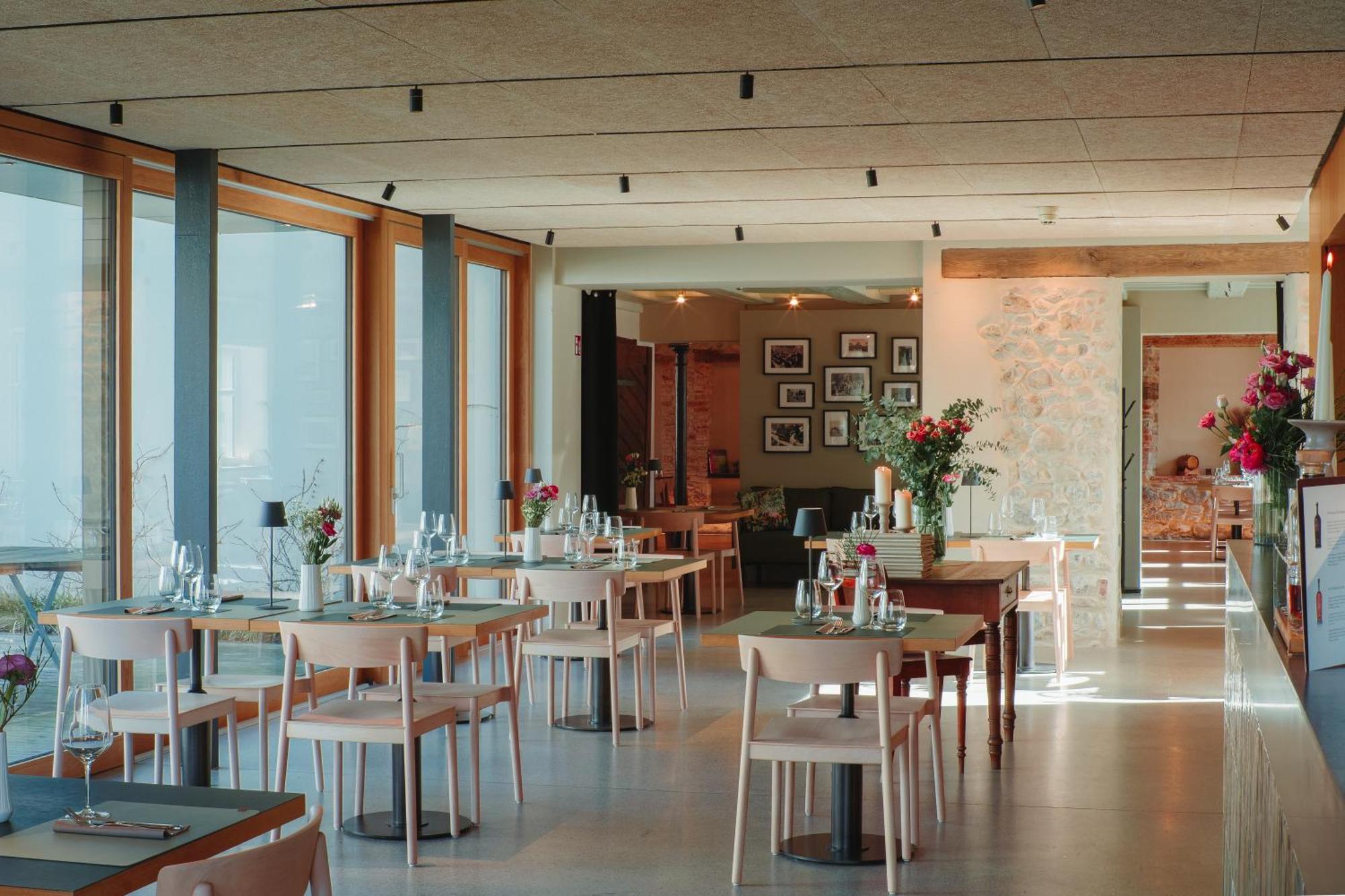 Sternen Bohlingen Aparthotel מראה חיצוני תמונה